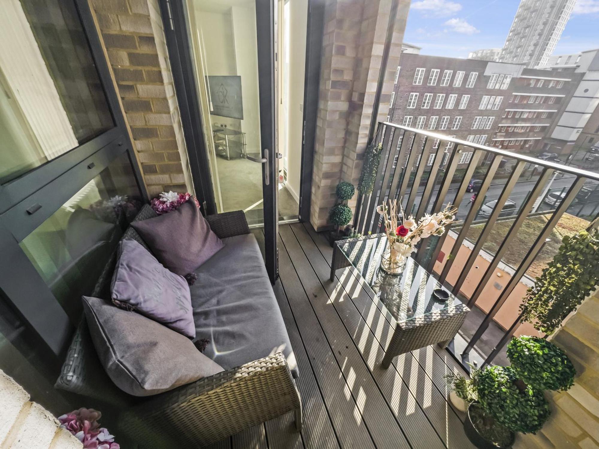 Greenwich Apartment With A River View & Balcony Near The 02 Arena & North Greenwich With Free Wifi & Fast Links Into Central London Kültér fotó